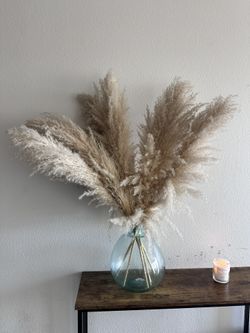 Pampas Grass With Vase