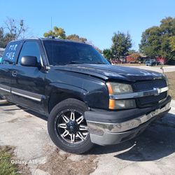 2004 Chevy-Truck Silverado 1500 For Sale (Engine Purchases Needs Install)