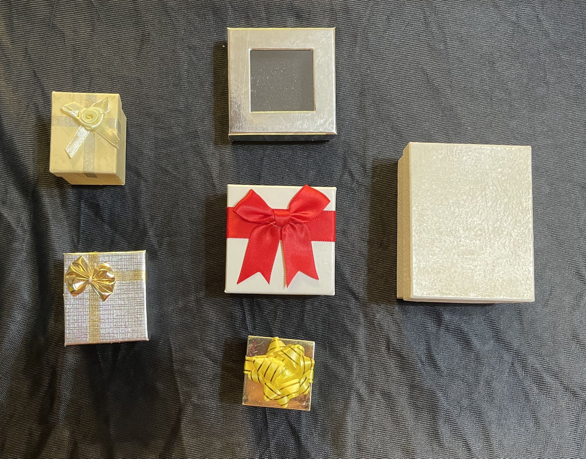Gift Boxes 