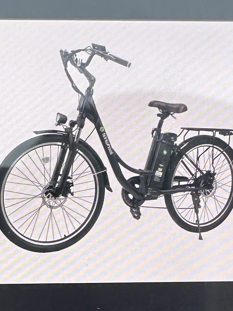 U2 Electric Cruiser Bike 3 Available. $500 Each