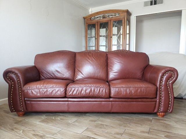 Six Piece Genuine Leather Set With Four Carved Wood Tables
