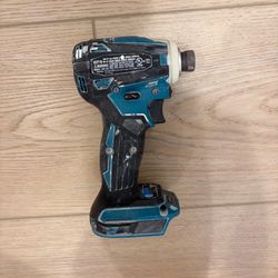 Makita Impact Driver XDT19