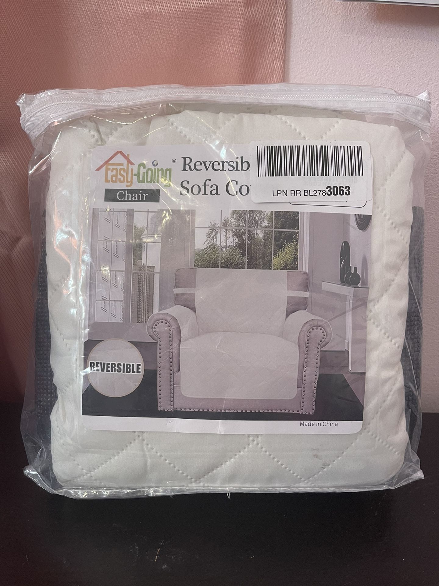 New White Reversible White Chair Cover