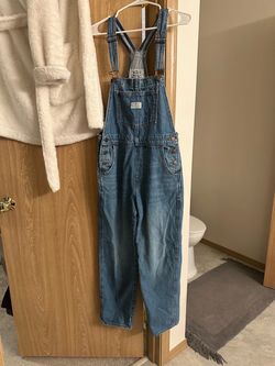 Levi’s overalls size small