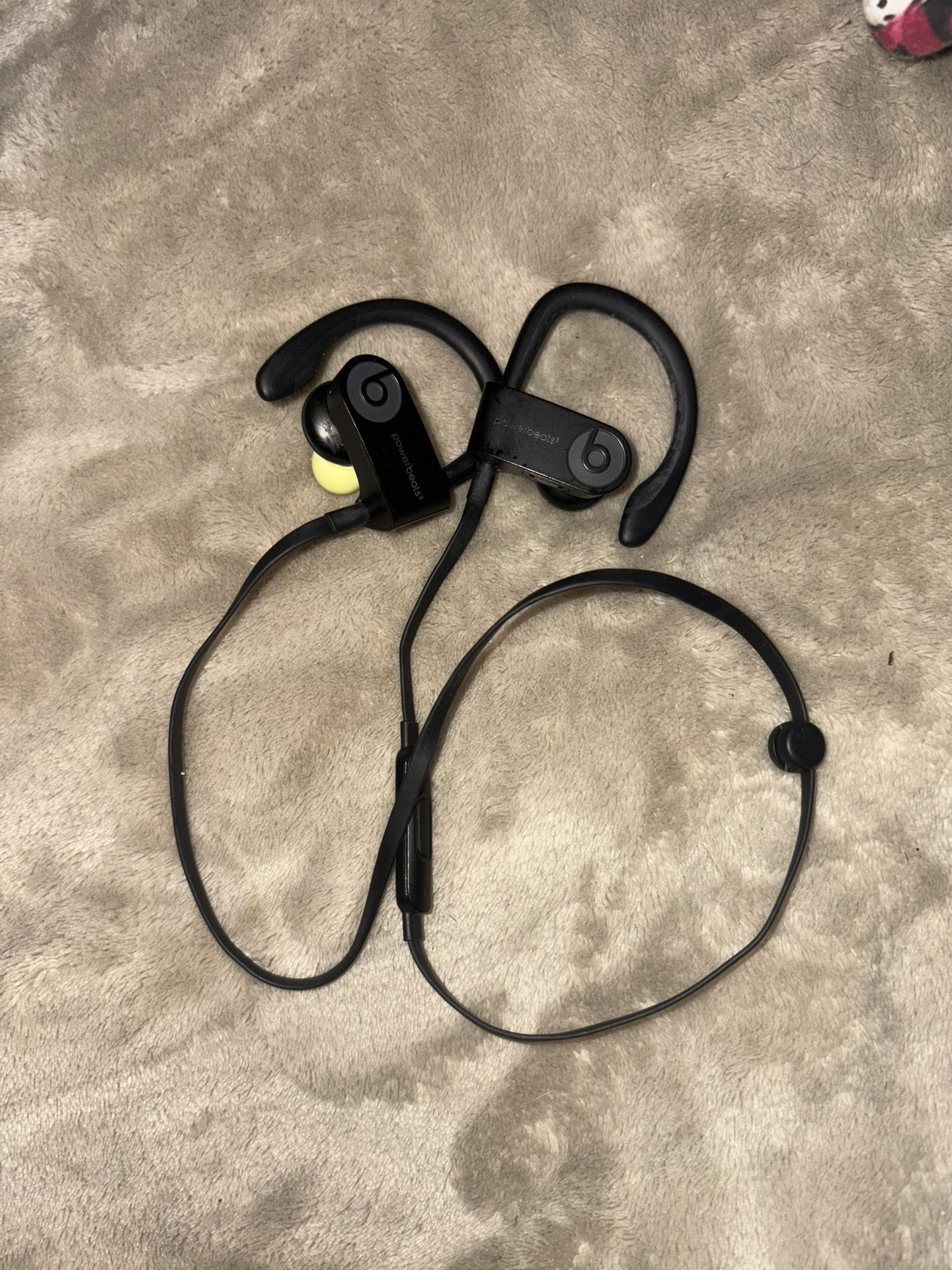 Beats Powerbeats 3 Headphones