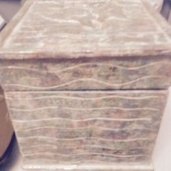 Embedded Fish Decorative Box 