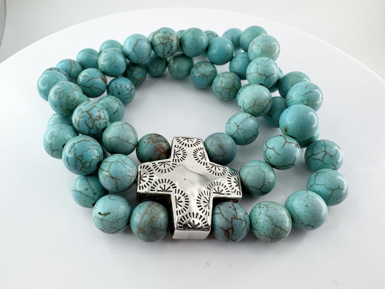 Ladies Turquoise 3 Strand Beaded Bracelet W/ Sterling Silver Clasp 11052726