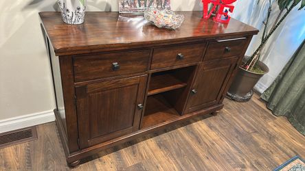 Hutch/console