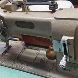 PFAFF Sewing Machine 