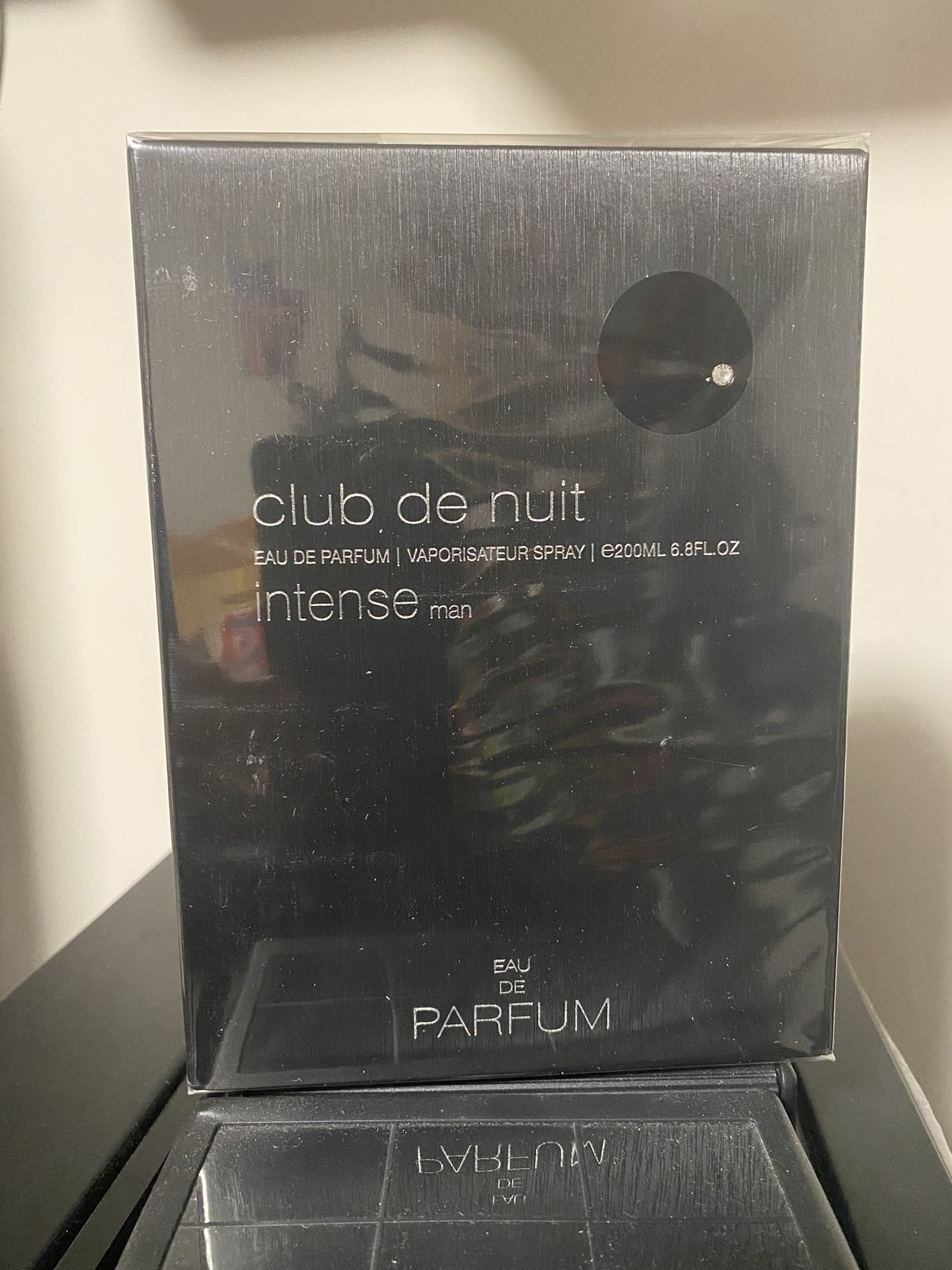 Armaf Club De Nuit Intense for Men Eau de Parfum Spray, 6.8 Ounce / 200 ml