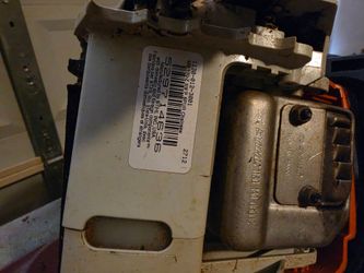 Sthil MS 170 gas chainsaw with case