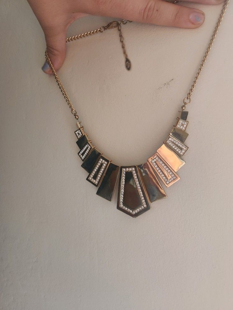 Statment Necklace 5$