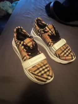 Burberry shoes