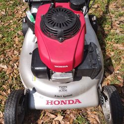 Honda Self-propelled Lawn Mower