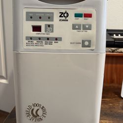 Zojirushi Bread Maker BBCC-M15