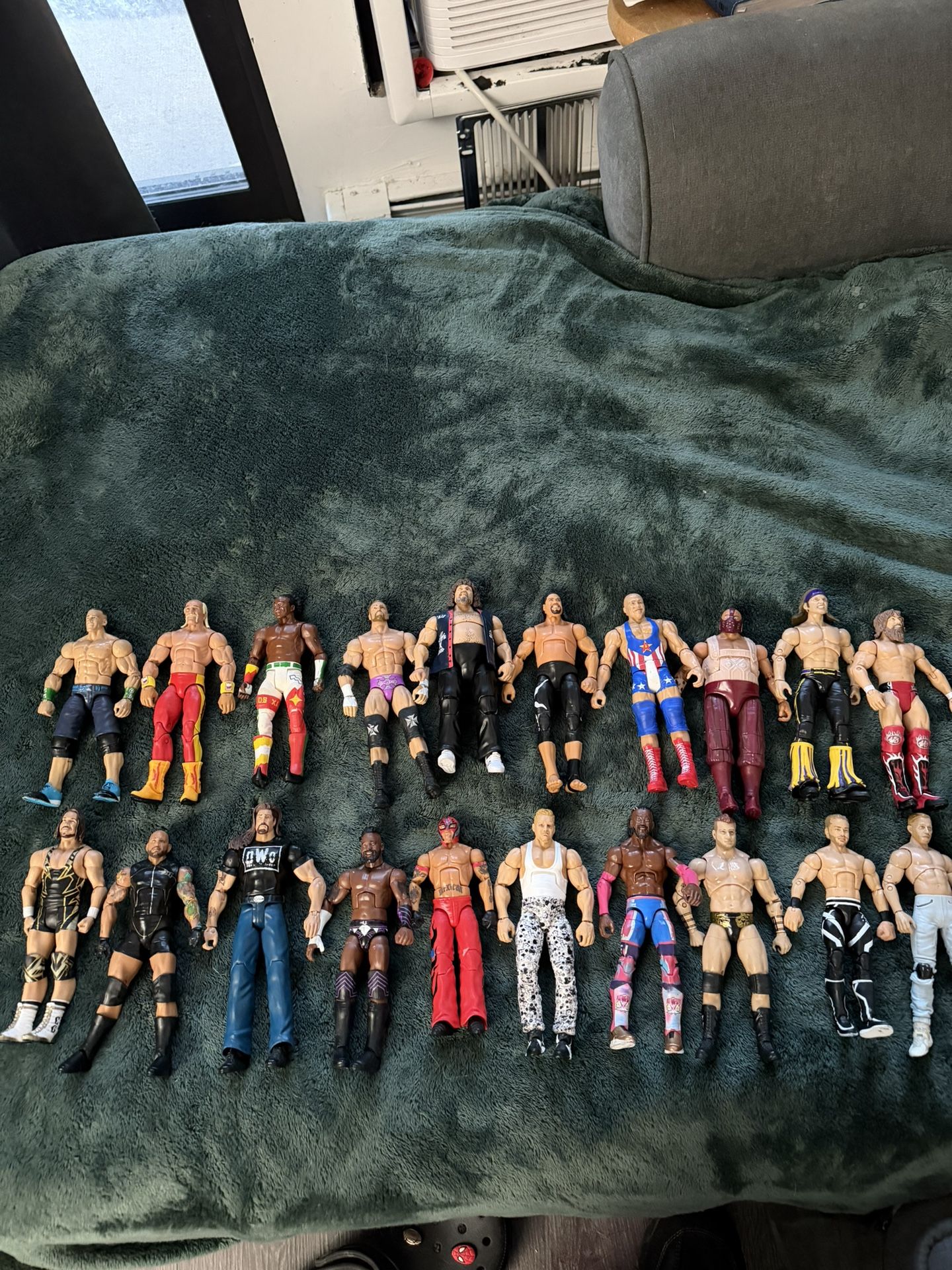 WWE/aew Action Figure Lot