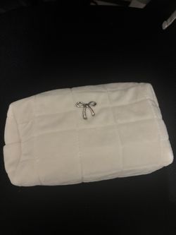 White Bow Makeup Bag