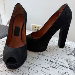 Lanvin Black Suede Peep Toe Pumps 40.5