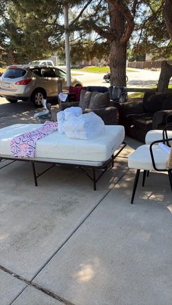 Twin Mattress with Metal Bed Frame