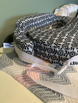 My Breastfriend Nursing Pillow