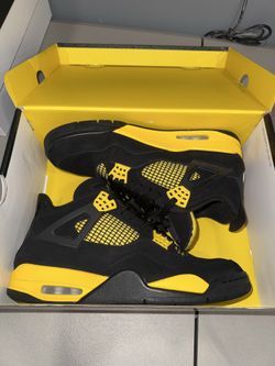Jordan 4 Thunder Sz 11