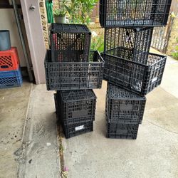 Strong Plastic Crates Holds 40 Pounds 19x13xx10 