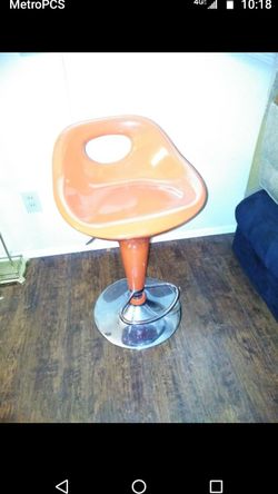 Salon chair