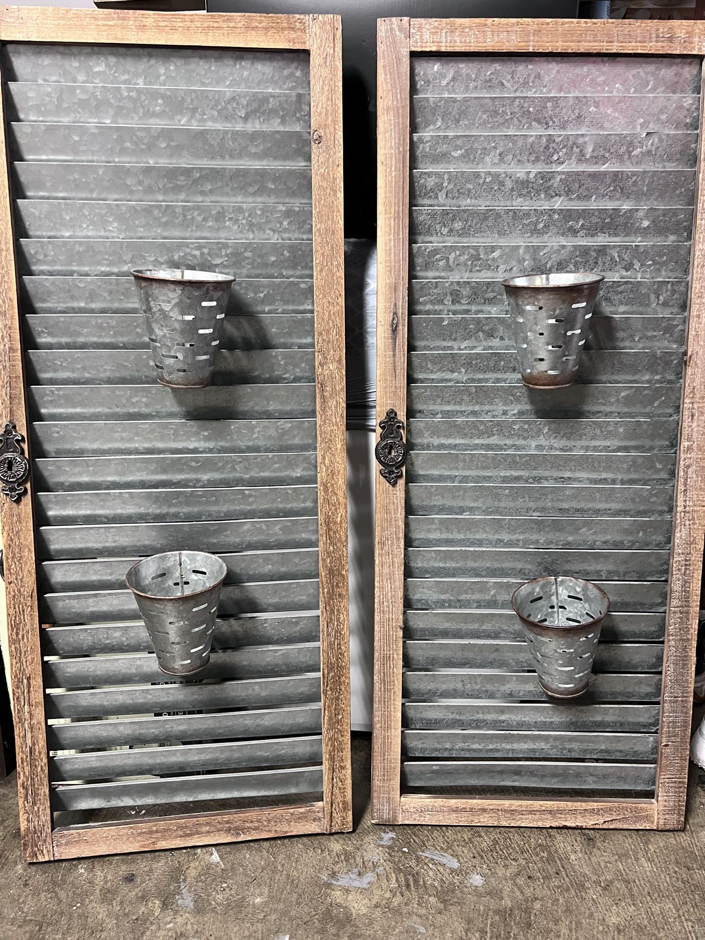 Shutter Wall Decor