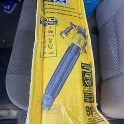 Dewalt. Blower.