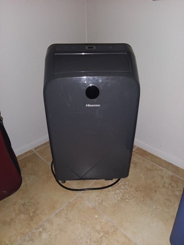 Hisense 8500-BTU DOE (115-Volt) Gray Portable Air Conditioner with Heater