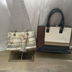 Bundle deal two purses