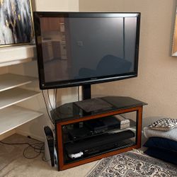 Panasonic Tv With Stand 