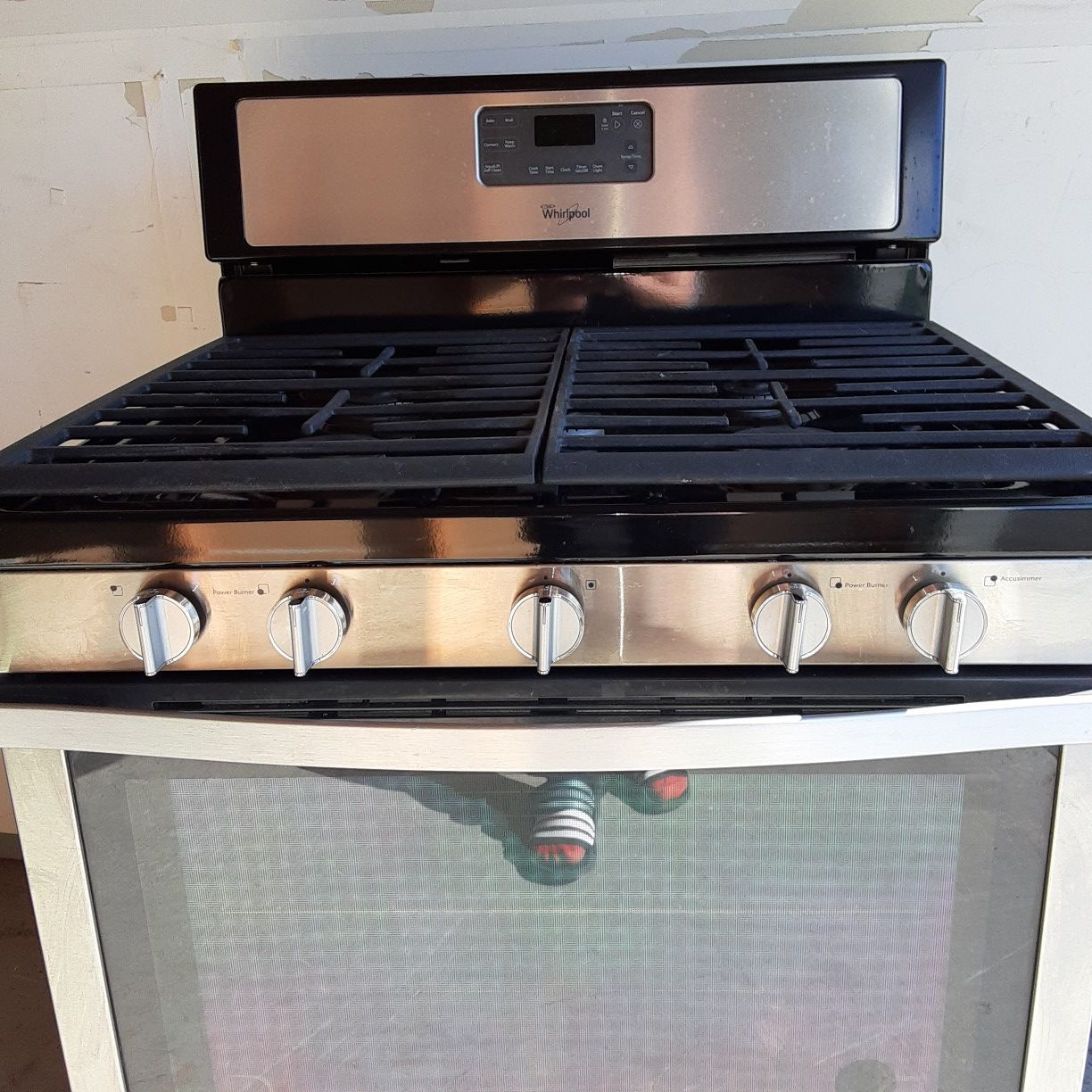 Whirlpool gas range 5 burner stove for Sale in Albuquerque, NM OfferUp