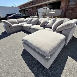 Light Grey Fabric Modular Sectional (Delivery Is Available)