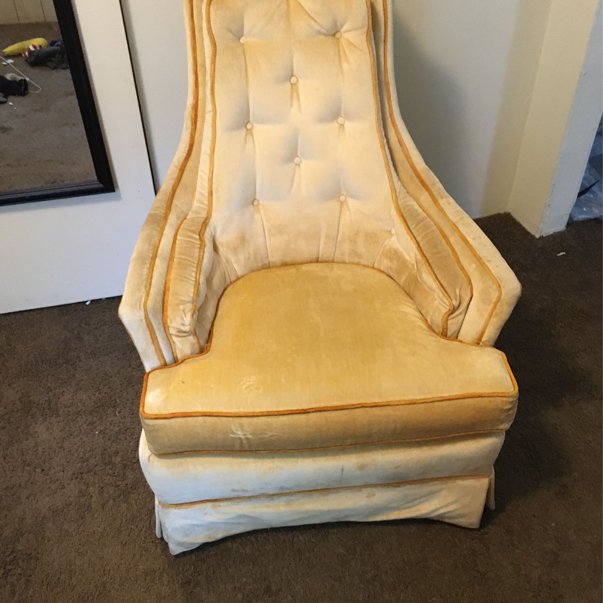 Highland House Of Hickory Yellow Vintage Chair