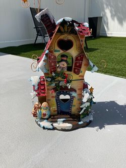Christmas house candle holder
