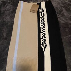 Skirt Burberry Size L