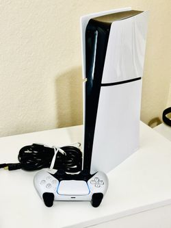 PlayStation 5 Digital 825gb 1 Controller,power cord, hdmi cable.