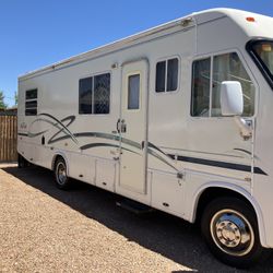 1999 DAYBREAK  30FT LOW MILES GOOD COND