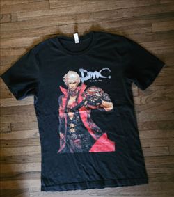 DMC DEVIL MAY CRY BLACK MEDIUM SIZE T-SHIRT PRE-OWNED