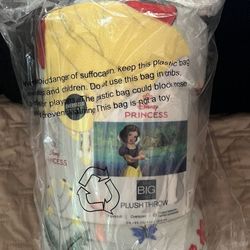 Snow White Oversized Blanket