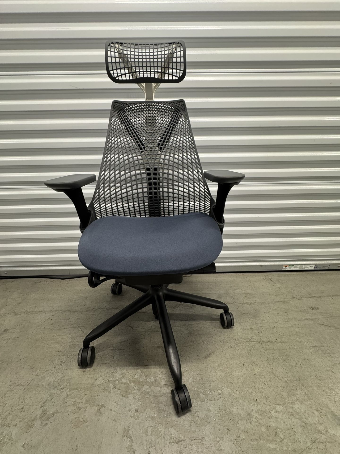 Herman Miller Sayl Office Chair With Headrest