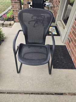 Herman Miller Side Chairs Aeron