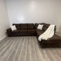 Brown Sectional - FREE Delivery 🚚 
