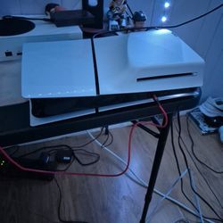 PS5 WITH 2 CONTROLLERS
