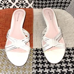 Ann Taylor slingback sandals with small thin heel and multiple straps and a front knot in white, size 6.5