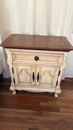 Dresser + 2 nightstands