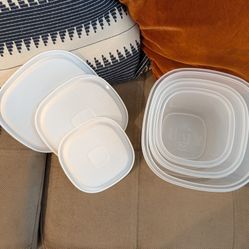 Rubbermaid Containers