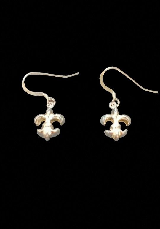 Fine Solid 925 Sterling Silver Fleur De Lis drop earring Retail Price On Amazon $34