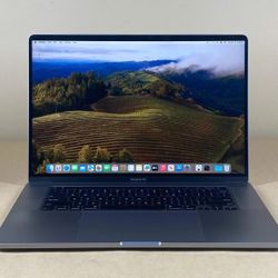 Macbook Pro 15 A1990 16gb 500gb I7